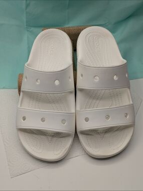 CROCS White Slip-On Clogs with Textured Soles Sz M8/W10